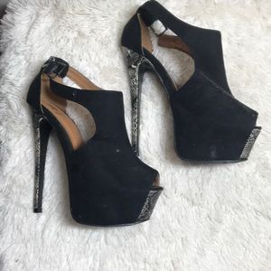 Black Heels